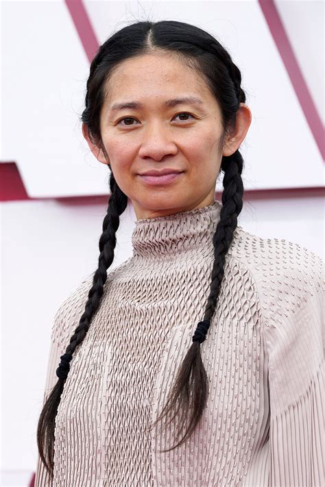 chloe zhao no makeup|Chloé Zhao Wears Hermès – And Trainers .